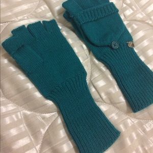 Green Mittens